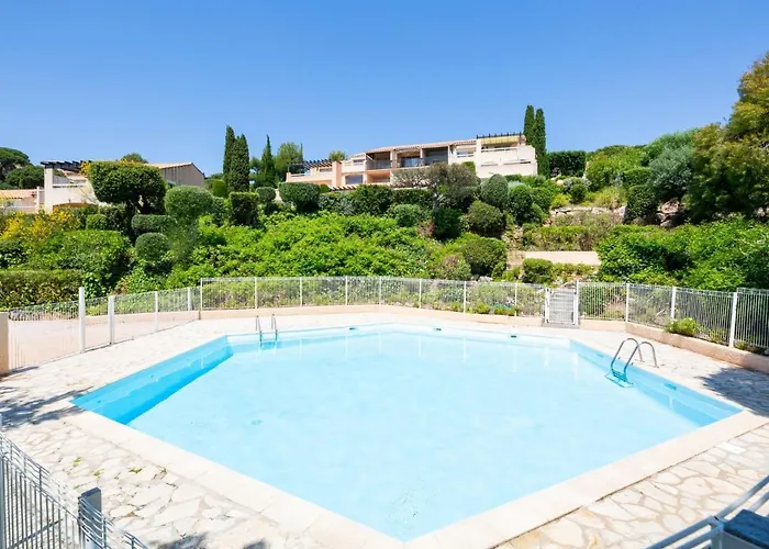 Apartamento Les Coteaux De La Nartelle-18 By Interhome *