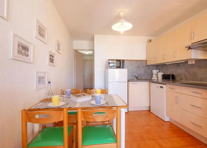 Les Coteaux De La Nartelle-18 By Interhome